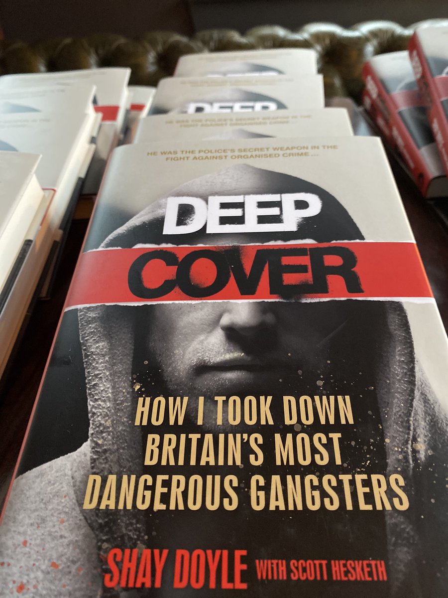 READ: if you can, get yourselves a copy of this utterly incredible book by a former #Manchester copper. This is what real #police do to catch real #gangsters and it will keep you up at night #integrity