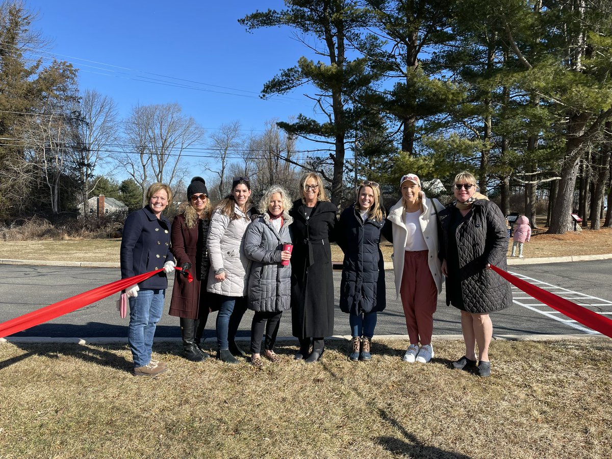 DickersonSchool's tweet photo. The Dickerson Story Forest is officially open! Thank you to all who attended our ribbon-cutting ceremony this morning! We invite all our families to enjoy the StoryWalk at their leisure. Thanks to the Ed. Foundation for funding this amazing literacy installation!  #WeAreChesterNJ https://t.co/1batTuIzfq