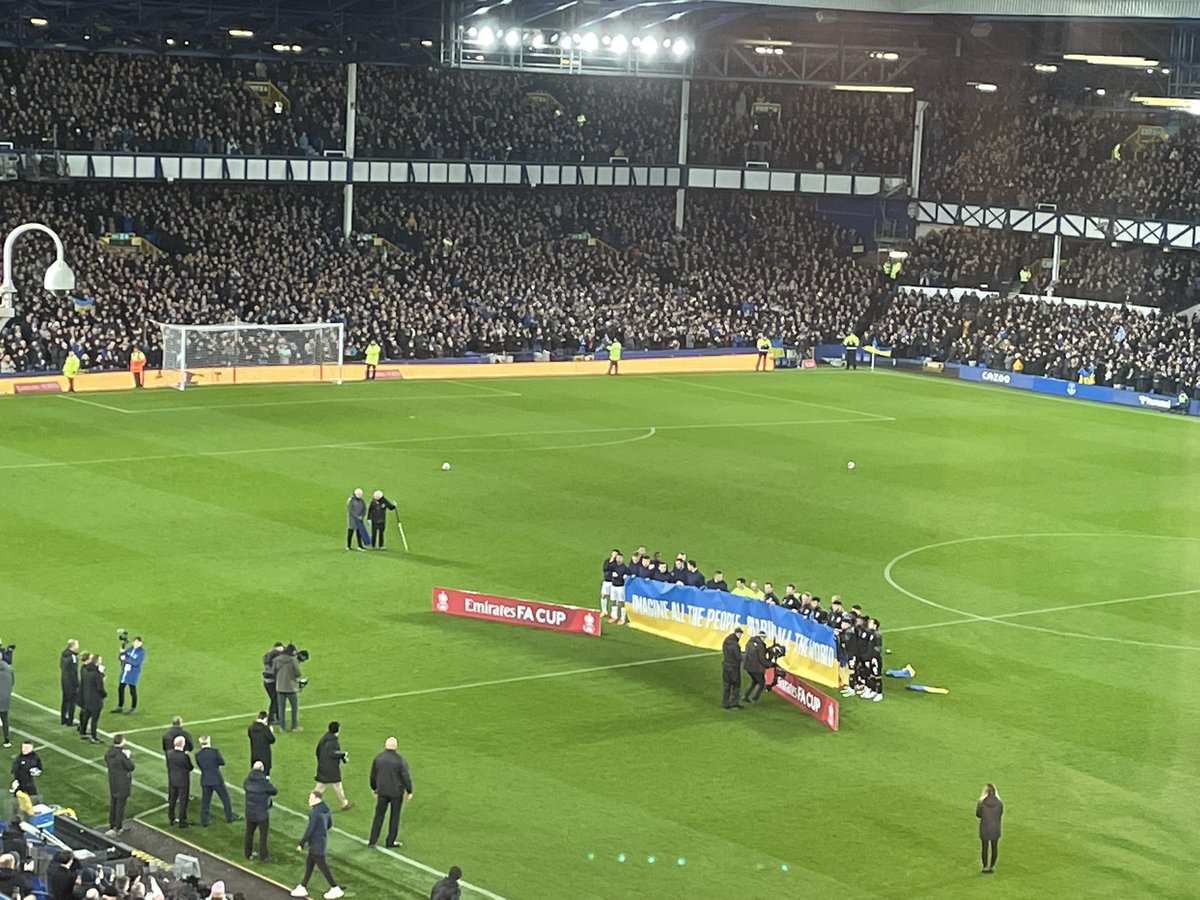 Mark Thomas tweet media