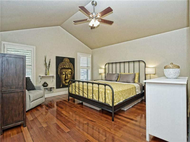 REMAXSkyline's tweet photo. Incredible executive style home in a great central Austin Neighborhood. Easy access to Steck, Mopac and 360 - 10 min from Downtown! 

Reach out today!
Heather Brown®️
☎️ (512) 751-2931
@heatherbrownrealtor https://t.co/RMcyQLNmqE
