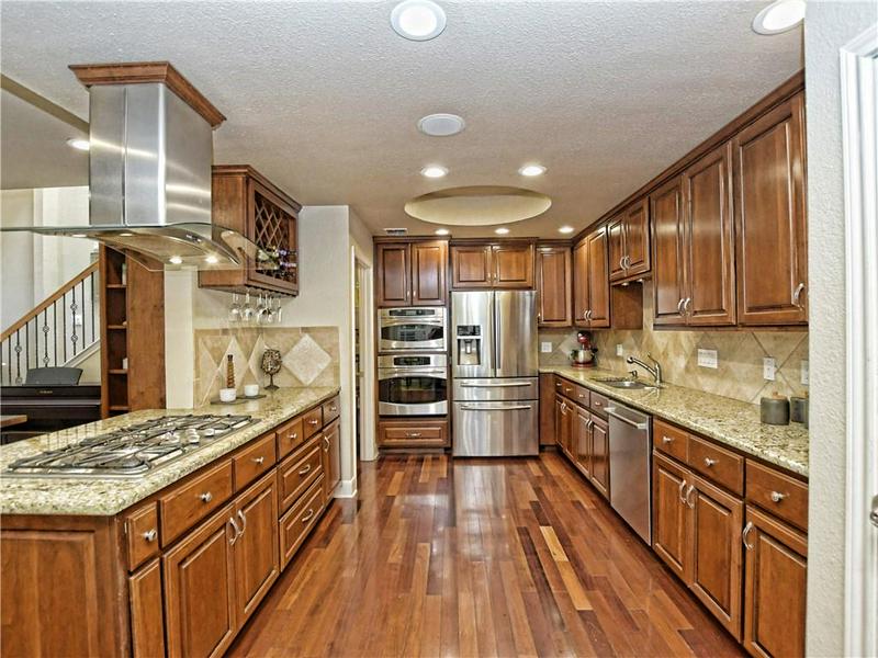 REMAXSkyline's tweet photo. Incredible executive style home in a great central Austin Neighborhood. Easy access to Steck, Mopac and 360 - 10 min from Downtown! 

Reach out today!
Heather Brown®️
☎️ (512) 751-2931
@heatherbrownrealtor https://t.co/RMcyQLNmqE