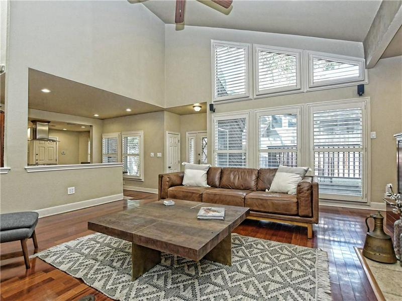 REMAXSkyline's tweet photo. Incredible executive style home in a great central Austin Neighborhood. Easy access to Steck, Mopac and 360 - 10 min from Downtown! 

Reach out today!
Heather Brown®️
☎️ (512) 751-2931
@heatherbrownrealtor https://t.co/RMcyQLNmqE
