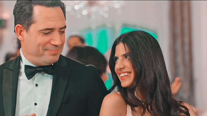 linaa04_'s tweet photo. #عروس_بيروت ايه الفخامة دي ايه الهضامة دي ايه الكيميا دي 😭😭😭 شو حلو الحب معكن 
#كارمن_بصيبص
#ظافر_العابدين https://t.co/3U1S5C3kJR