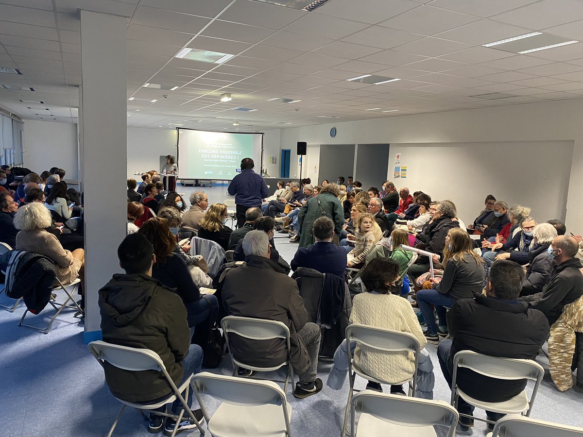 Anton1v's tweet image. Première soirée de concertation pour notre projet du Jardin des Pépinières à Rouen. Un débat riche d’idées et d’énergie ! Rdv le 10 mars pour les ateliers. @leokarmin @altarea_groupe @Sathyoon @Rouen @LoubeyreMaxime
