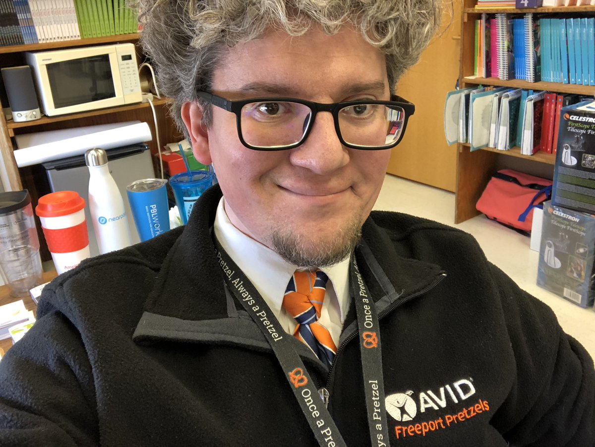 alextvalencic's tweet photo. Many of you are familiar with the #TrinityKnot now. It is early March, and so today I am reflecting on the last three months of school. What will we do with the time that remains to make a difference in the lives of those we teach? #KnottyThursday https://t.co/J6uMgmBtfv