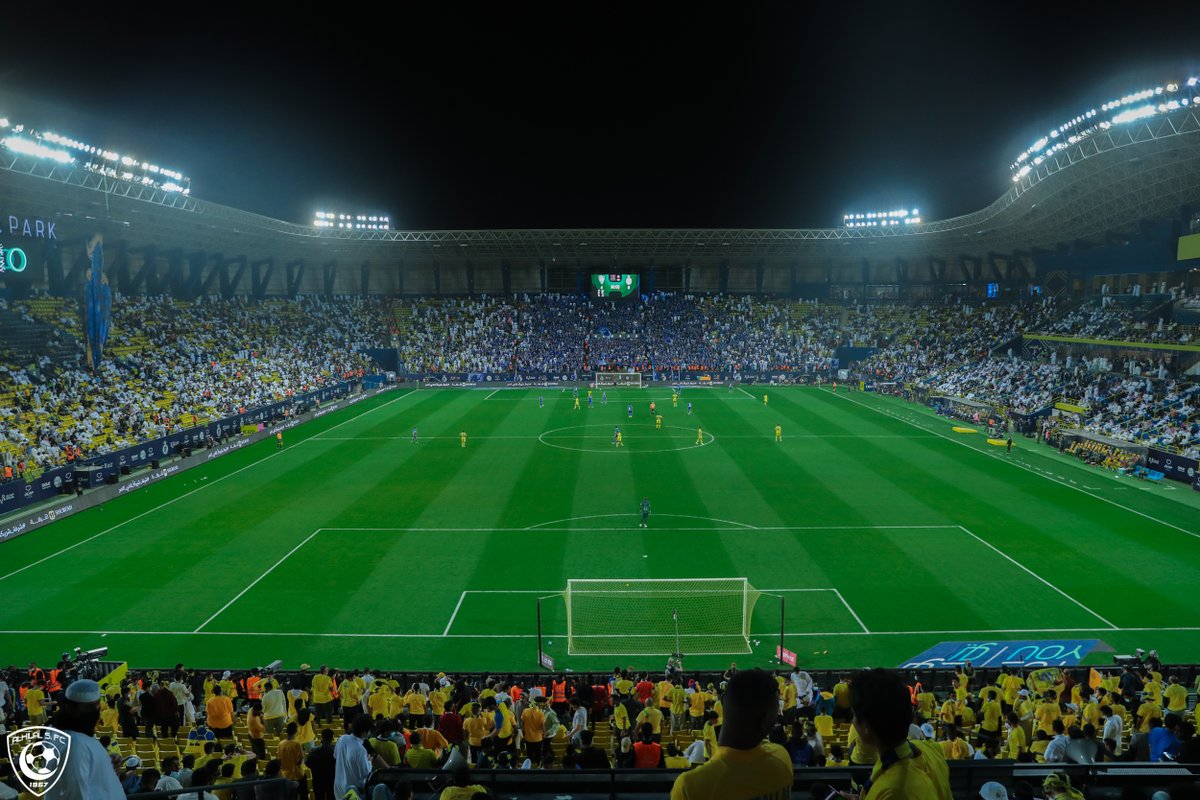 Alhilal_FC's tweet image. 🆕 للعلم والإحاطة.. فزنا 4️⃣ 🤷🏻‍♂️

#الهلال