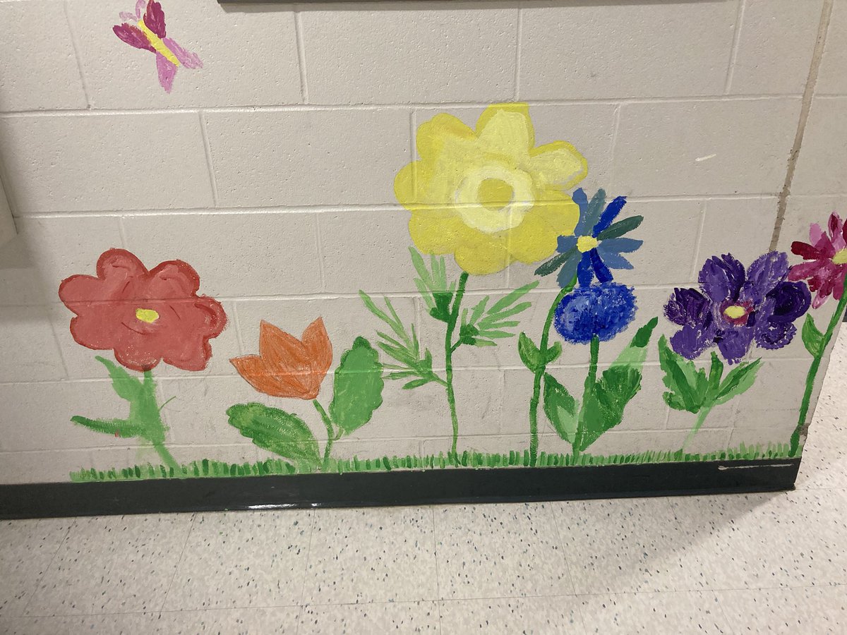 JeffersonLabs's tweet photo. Our 5th graders have finished painting this year’s murals! https://t.co/BSnUWsANzE