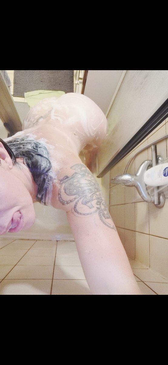 MaraLeNoir’s pics and videos