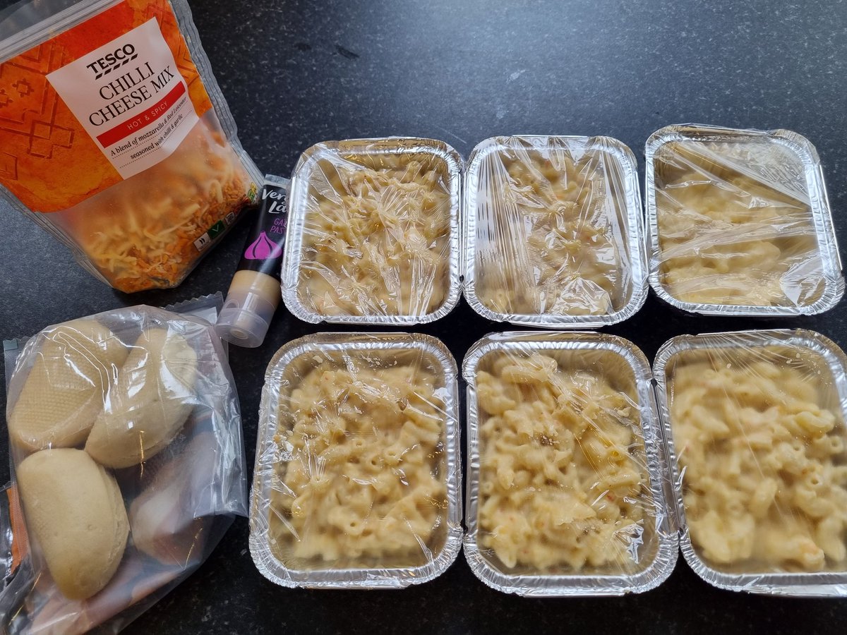 MatthiasEmma_'s tweet photo. One of our S2s working hard in the kitchen! We wanted to surprise his Mum and family with portions for everyone! ๐ It looked and smelt amazing! I hope they like it!
#sqa #healthandwellness #hslw #Scotland #education #Forres https://t.co/buaNqSS0SU