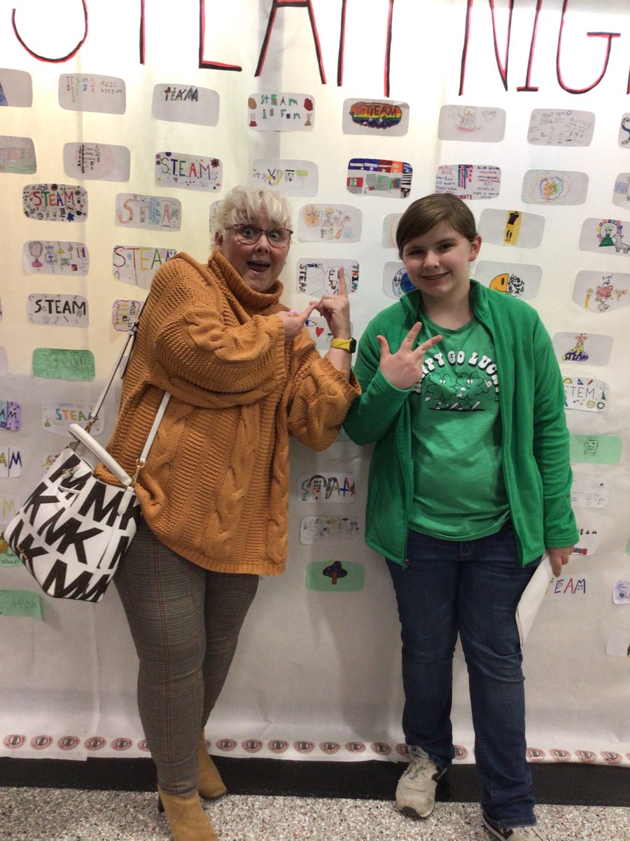 sonray10's tweet photo. A few more favorites from the OQ STEAM Night Photo Booth! #sd113a #citgo #OQFamily @CITGOiaOQMS https://t.co/mXlpk11qja