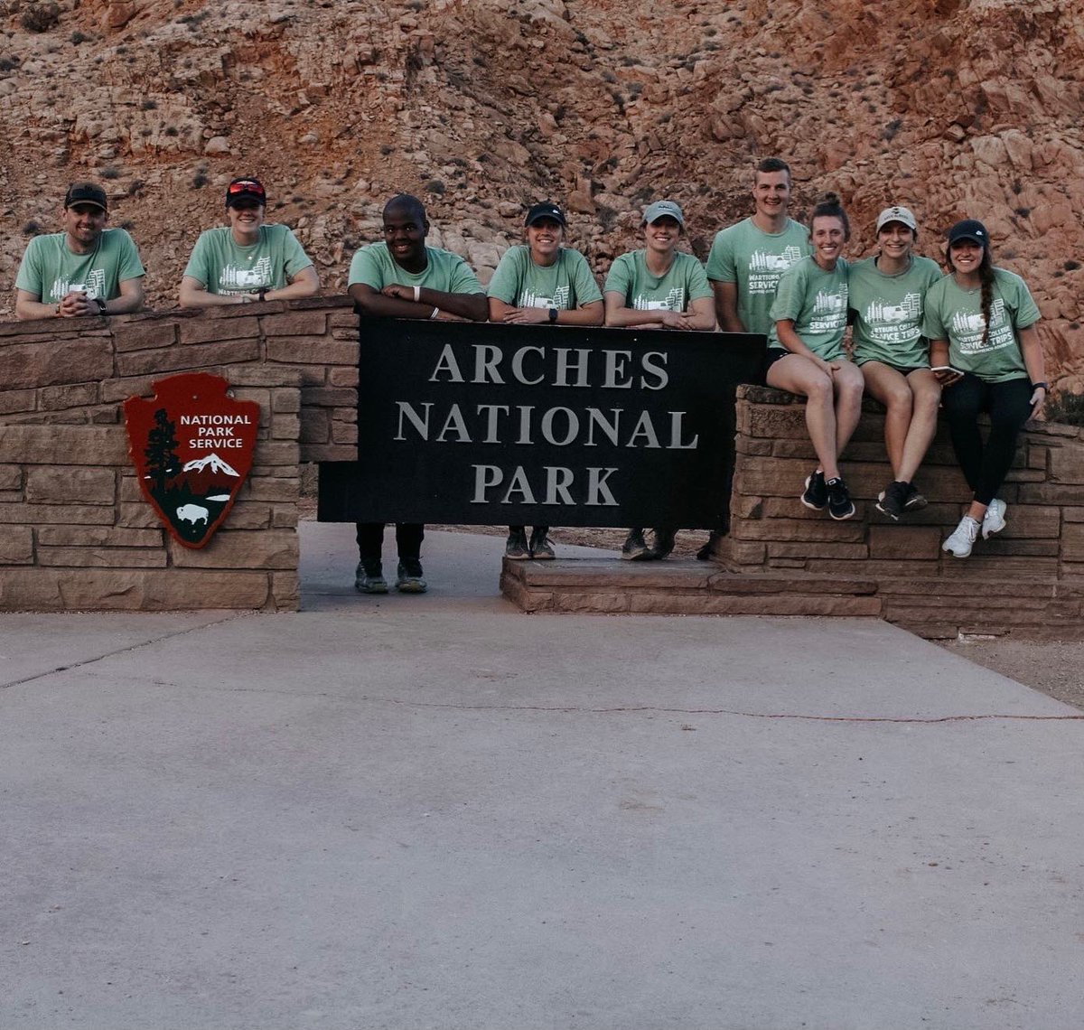 wartburgsoccer's tweet photo. This week we had members of our team traveled to Moab, Utah for a service trip. They removed invasive species in arches national park &amp; rehabilitation for wildlife for plateau restoration. Also helped w/ the BLM to clean trails! #whyd3 #wartburgservicetrips #ilikewartburgsoccer https://t.co/dTjLrKPSxJ