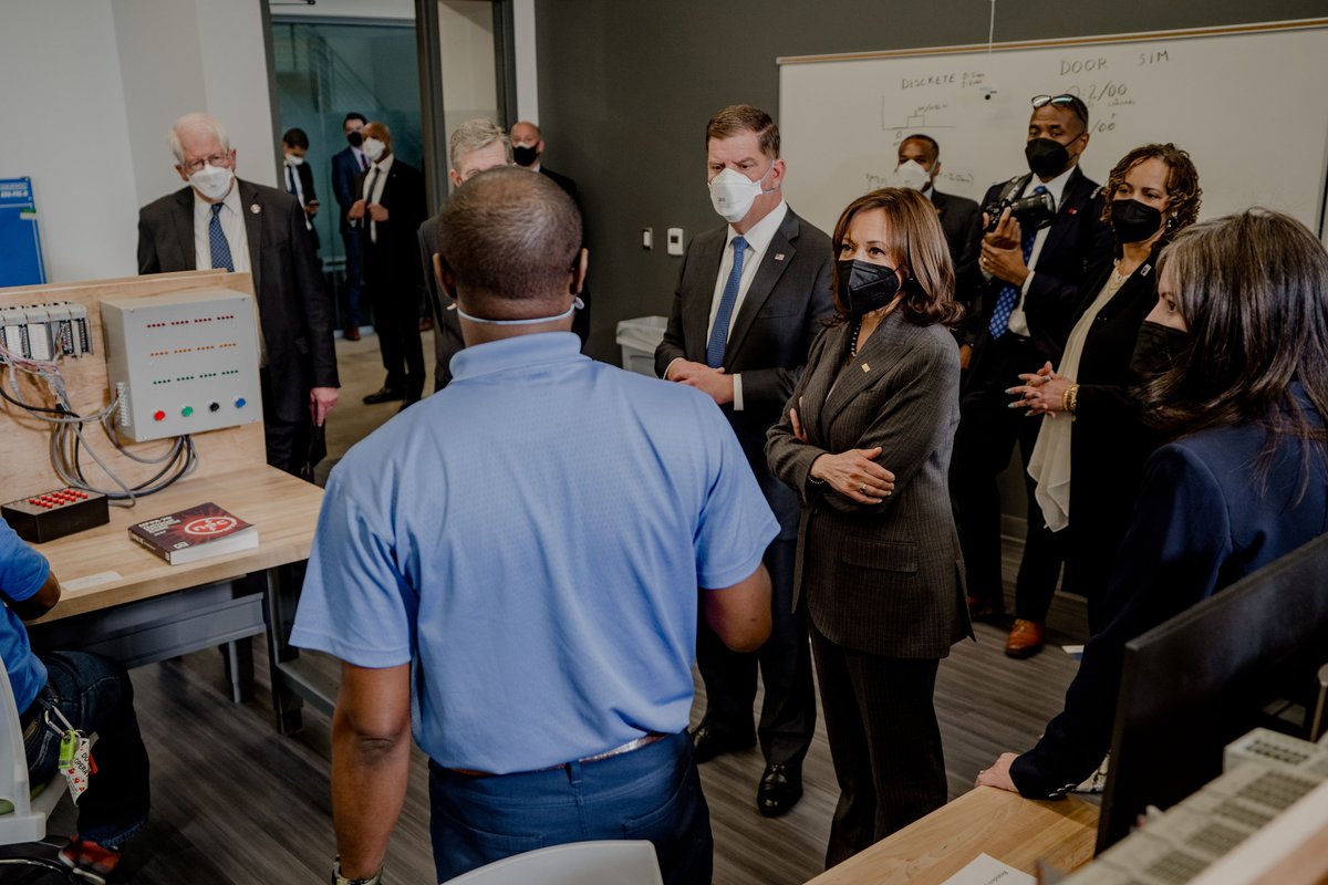 See some of our favorite shots of @VP and @SecMartyWalsh's speech and tour of our apprenticeship program! With @NC_Governor, @RepDavidEPrice, and @MayorEONeal. | Full album: facebook.com/durhamtech