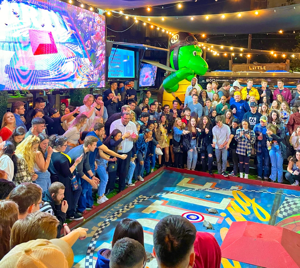 LWmidtown's tweet photo. It's baaacckkkkk ππ₯ It's a beautiful day to kickoff season 14 of TURTLE RACING!!! π’π See y'all tonight!! #LittleWoodrows #TurtleRacing #HoustonTx https://t.co/SP9N06qQKB
