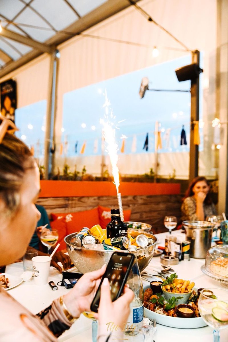 VuyoTheGreat's tweet image. It&apos;s been a tough week but we made it. Come join us at The Ivy Champagne Garden for after work drinks because you deserve it🍾🥂🍹

#TheOneAndOnlyExperience