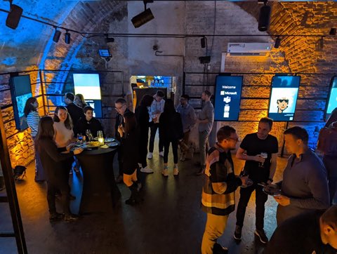 petrdu's tweet image. Fun team building event of our Microsoft Teams team in an NFT Gallery @CryptoPortalArt. Had a chance to show @WomenTribe_nfts and @CityDAO from my collection and we received a funny POAP ✨ thanks @samgittis &amp;amp; @ASychov for hosting &amp;amp; intro! 🚀