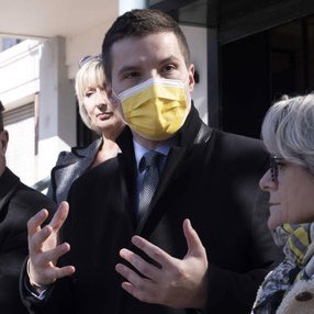 david_valence's tweet photo. Accueil des familles, fourniture de matériel médical 🏥, fonds de #solidarité, initiatives citoyennes : j’ai présenté ce matin le plan de mobilisation de la Ville de #SaintDiédesVosges pour le peuple ukrainien 🇺🇦. https://t.co/owR26asiuL
