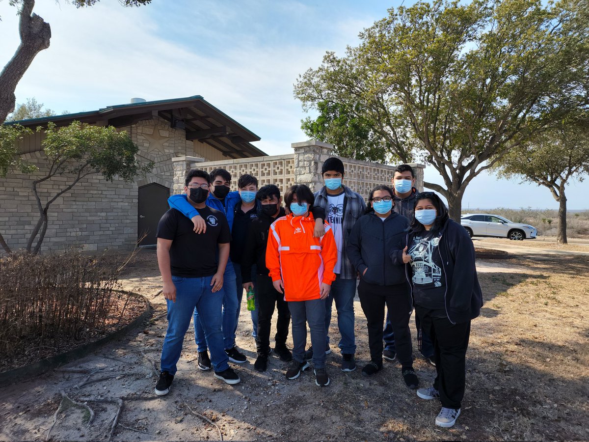 psjaSWrobotics's tweet image. #FRC6830 on the road to Waco! #psjacte #FIT #rapidreact #firstInspires @PSJACTE