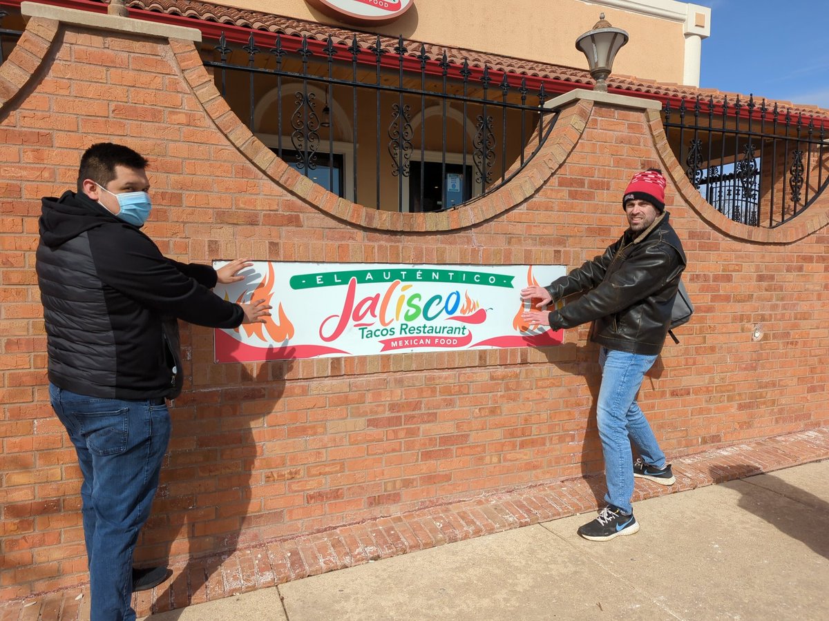 Quetzally__A's tweet photo. #EDU3620 @DrSouthall #🥶 . history- infusion of Mexican and American culture! Math- architecture and measurements! English- "ethos, pathos, logos",- reading and empathy lesson! (how does each member of community affect one another) #lost #fuego🌶️🔥 https://t.co/2D280be0rS