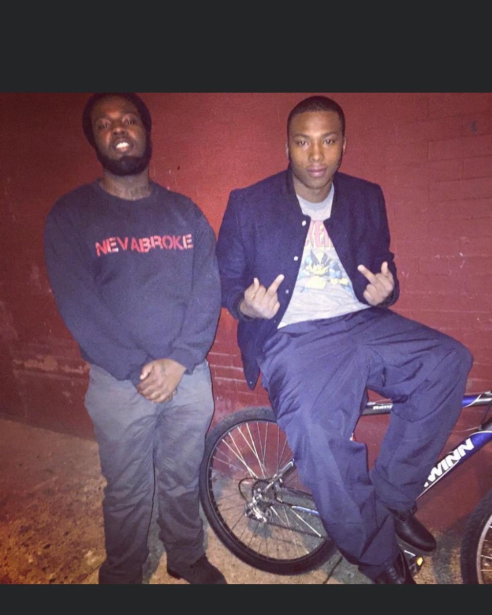 DaBullKay55th's tweet photo. #Nlmb 🆓LOC2️⃣4️⃣ https://t.co/Az8IsWUbyL