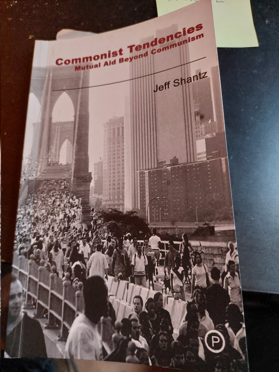 CommonsLabA's tweet photo. Boeiend boekje aan't lezen. Op zoek naar een nieuwe ideologie die volledig draait rond gemeenschappelijkheid #commonisme https://t.co/ZPH3l7eUni