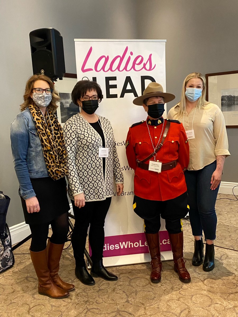 OH_Benefits's tweet photo. Thank you, @LWLBrant for an inspiring evening talking about women in non-traditional roles with speaker Ret. Sergeant Paulette Breau. Along with fellow women in business, students had the opportunity to attend, showcasing the mentorship and empowerment offered by Ladies Who Lead. https://t.co/FA2u4hYYSS