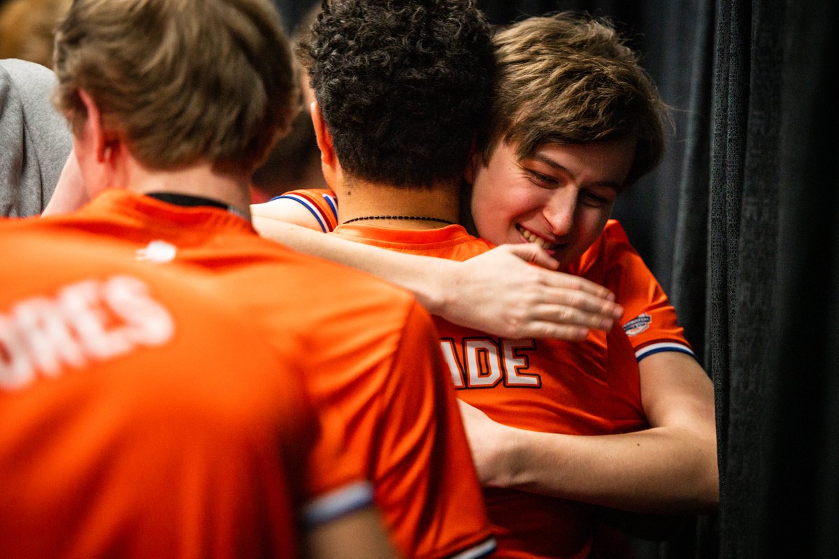 Vegas Eternal tweet media