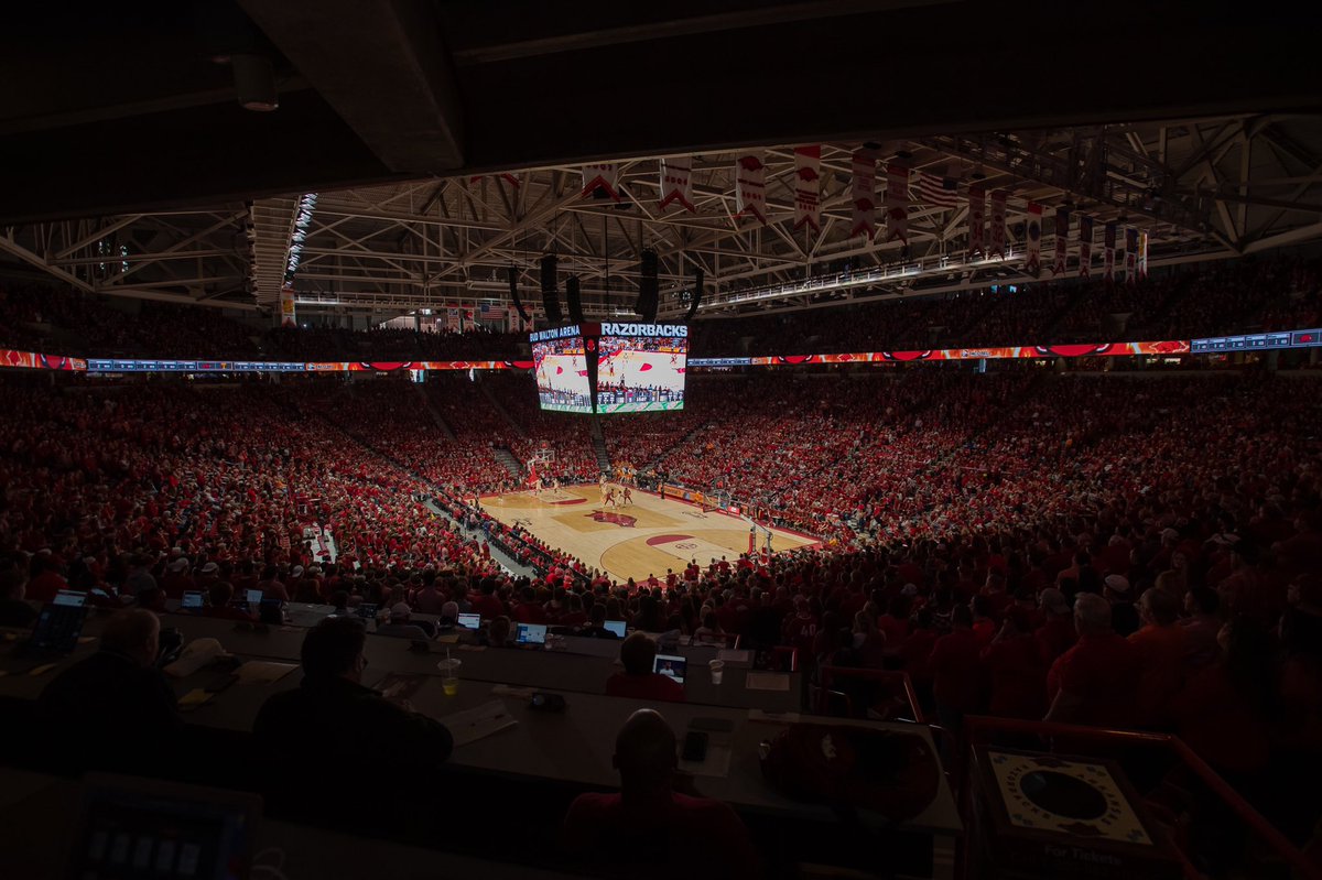 willjroth's tweet photo. The vast majority of college basketball programs cannot begin to fathom an environment like this. For @RazorbackMBB, this is four consecutive home games, all victories, in the span of 23 days. Neither its impact or uniqueness can be overstated. #WPS

📷: @ArkRazorbacks @HogStats https://t.co/P2k4xITzZq