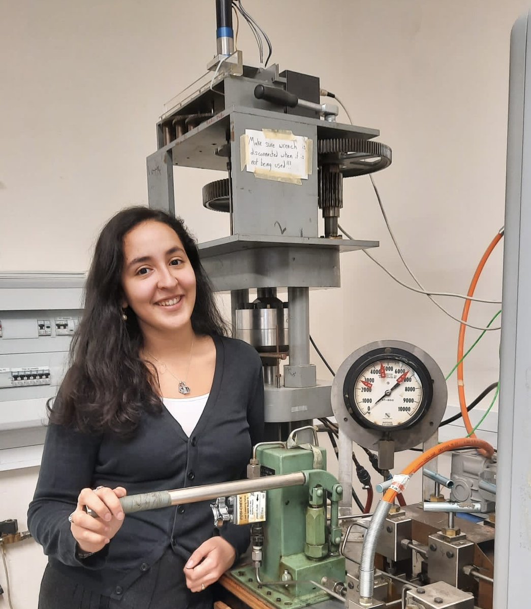 Khadija Alaoui, PhD student from <a href="/Univ_Orleans/">Université d'Orléans</a>, is this years Mike Coward prize winner for best talk 🏆

Covering element mobility in low-grade shear zones, the talk was praised for the accessible integration of complex micro-structural and chemical datasets.
Congratulations! 🥳