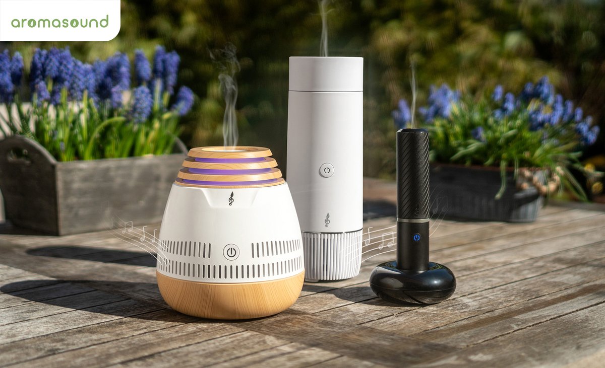 BigbenFrance's tweet image. #jeuconcours 😍 #aromasound
Tentez de gagner au choix l'un de ces diffuseurs ♨️ : Lantao enceinte et diffuseur 2 en 1 à sec, Symphoney diffuseur par brumisation et enceinte ou Nebiase diffuseur à sec nomade. 
▶️ RT+Invitez au moins 2 ami(e)s à nous suivre. TAS 8/3/22
#diffuseur