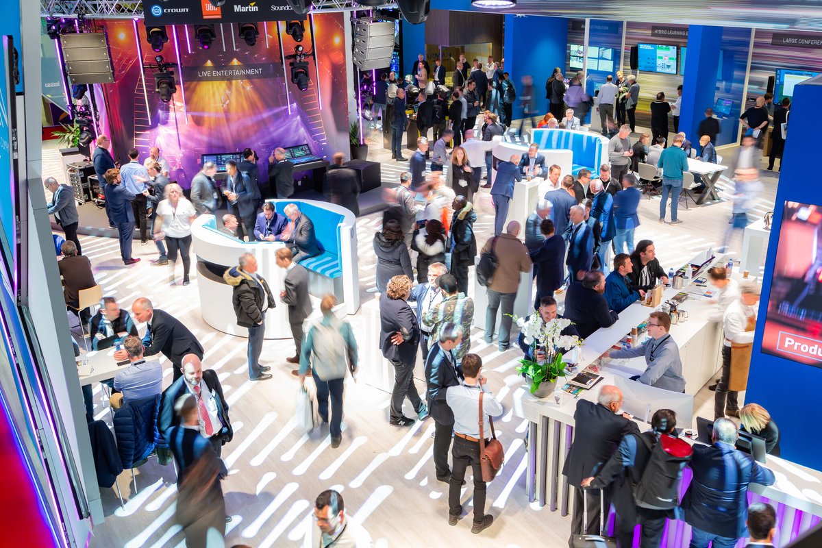 ISE_Show's tweet photo. 5 ways to oranise your meetings at #ISE2022
1. Networking in the Live Events Arena or the Retail Stage area
2. Use the @WomenInLive Lounge and Influencer Lounge 
3. Alfresco meets under the Spanish ☀️
4. @CEDIA’s activities at booth 2N400 
5. Work the 5 spacious halls
#avtweeps https://t.co/6Z1ELq7gxA