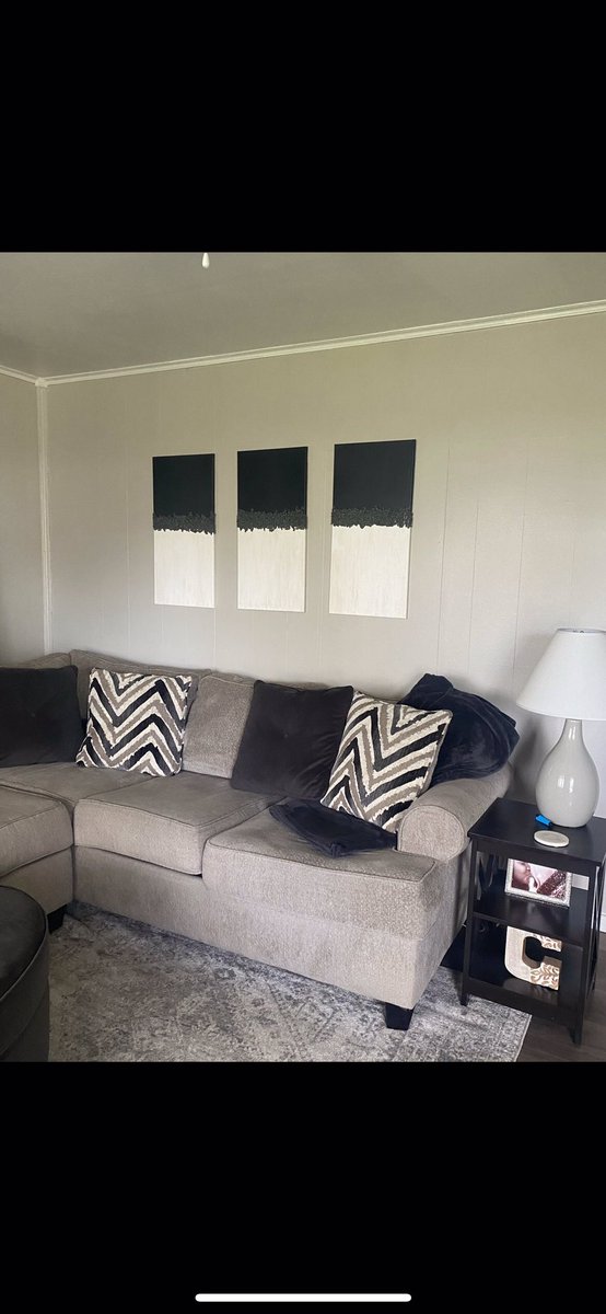 _cierrafields's tweet image. Artwork that available 

Website link in bio 

#art #blackartist #womenwhopaint #blackwomenwhopaint #abstractart #Abstract #abstractpainting