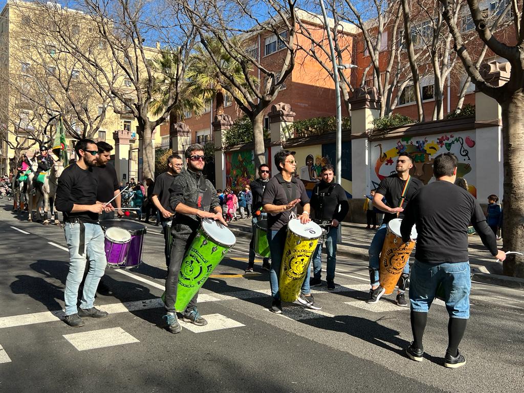 escdelesaigues's tweet photo. Avui hem celebrat #SantMedir 🍬🍭🍬 gràcies a la colla @Tradicional2000 que ha passat per davant l'escola i ens ha llençat centenars de caramels per tots els nens i nenes.
@AFA_DeLesAigues
@escoles_hg 
@stmedir 
@consorciedubcn 
👇👇👇👇👇 https://t.co/w2s83cYT4u