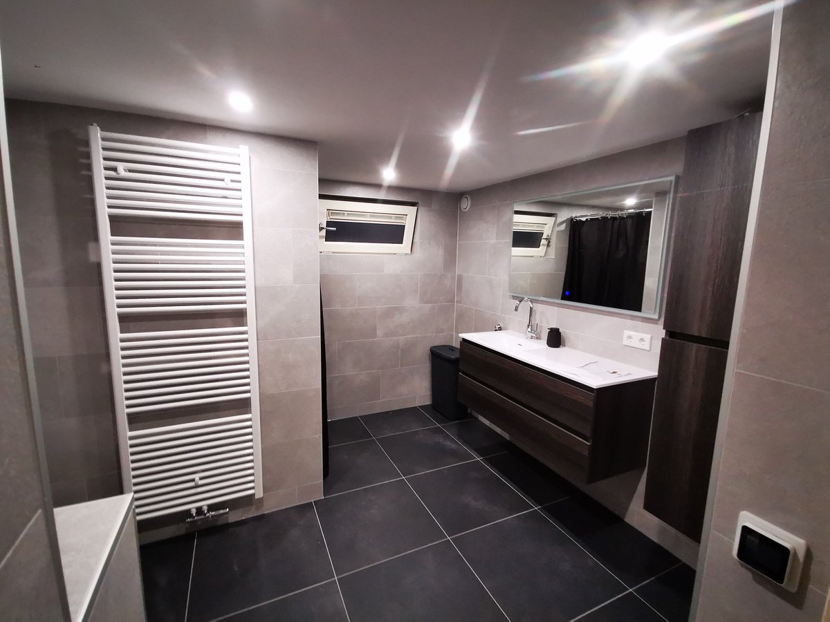 BronBouw tweet media