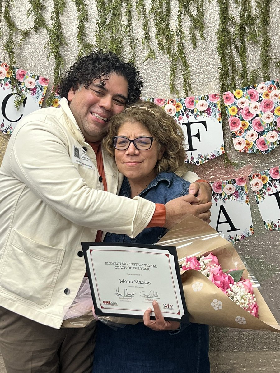 KarenMuller21's tweet photo. Congratulations to the 1st ever Elementary IC of the year, Mona Macias!!! She is AMAZING!!! #elemcandi #katyisd https://t.co/aAuRHgyc0H