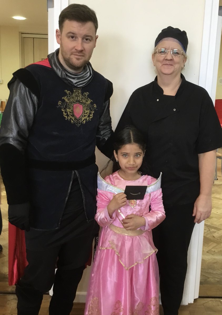 WilliamMurdochS's tweet image. Well done to Afshan in Y3.1 for being our @dolce_catering World Book Day Golden Ticket winner!!  @amazon  #spenditwisely 📚👩‍🍳🥇