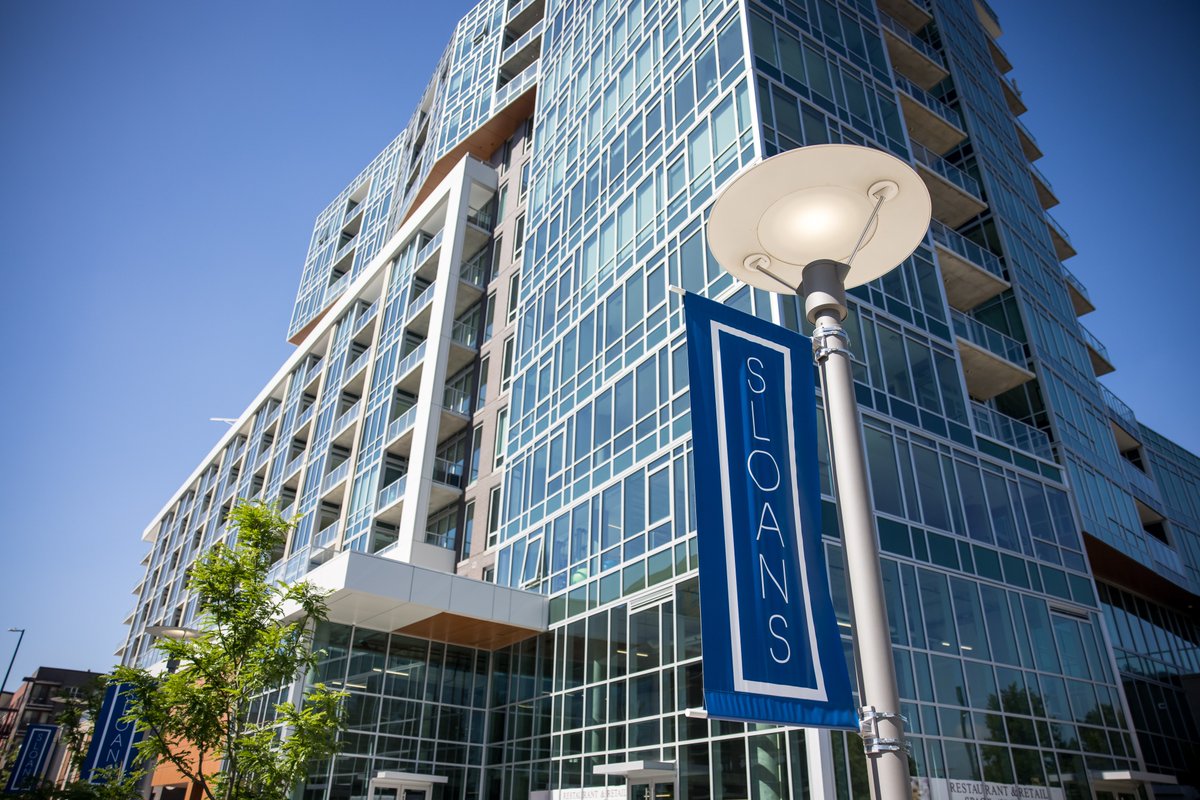 As Colorado’s first residential community to achieve WELL Certification, Lakehouse was thoughtfully designed with well-being in mind. With just a few residences remaining, don’t miss the opportunity to own a brand-new home steps away from Sloan’s Lake. Schedule a tour today!