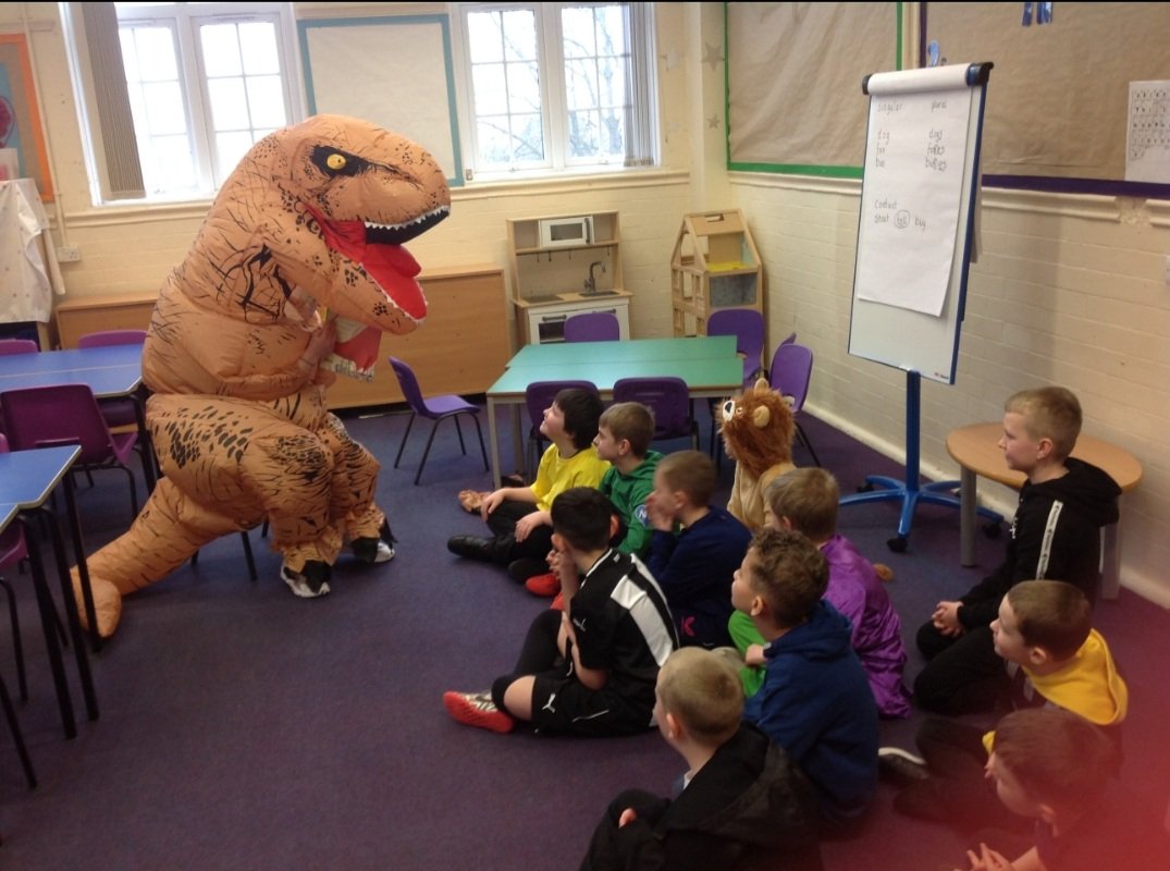 nepscitt's tweet photo. Happy World Book Day! #WorldBookDay #inspiringreading #itt https://t.co/KUrPS9zlOD