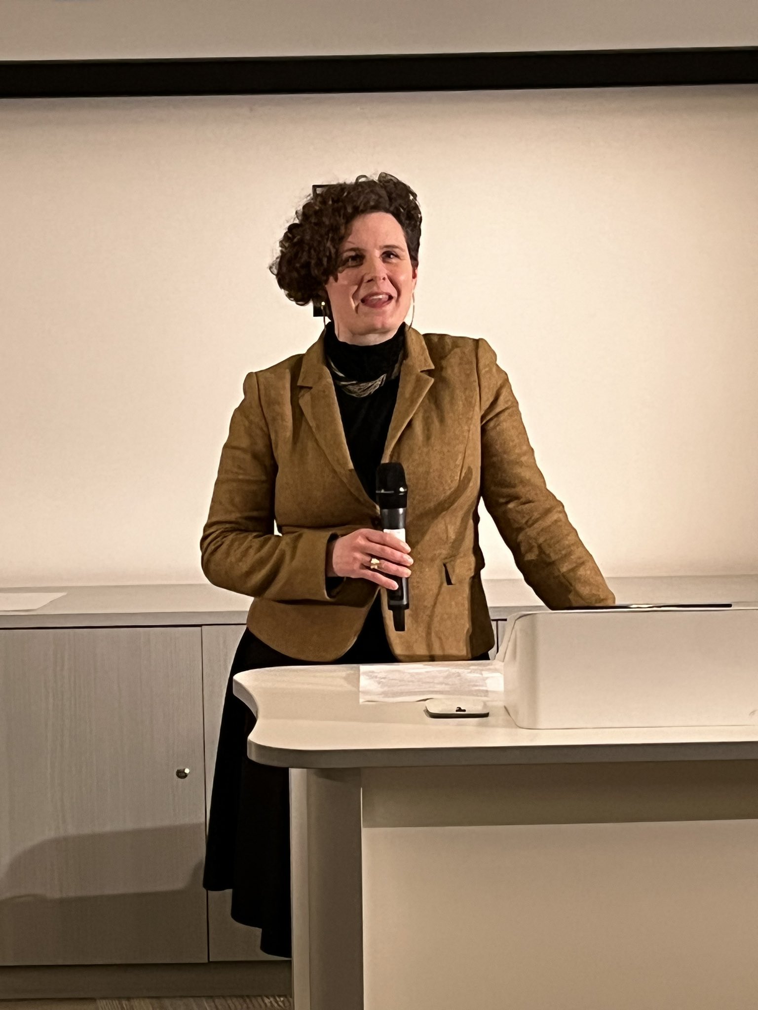 Dr Jenny Macleod on Twitter "Jessica Meyer pays tribute to the