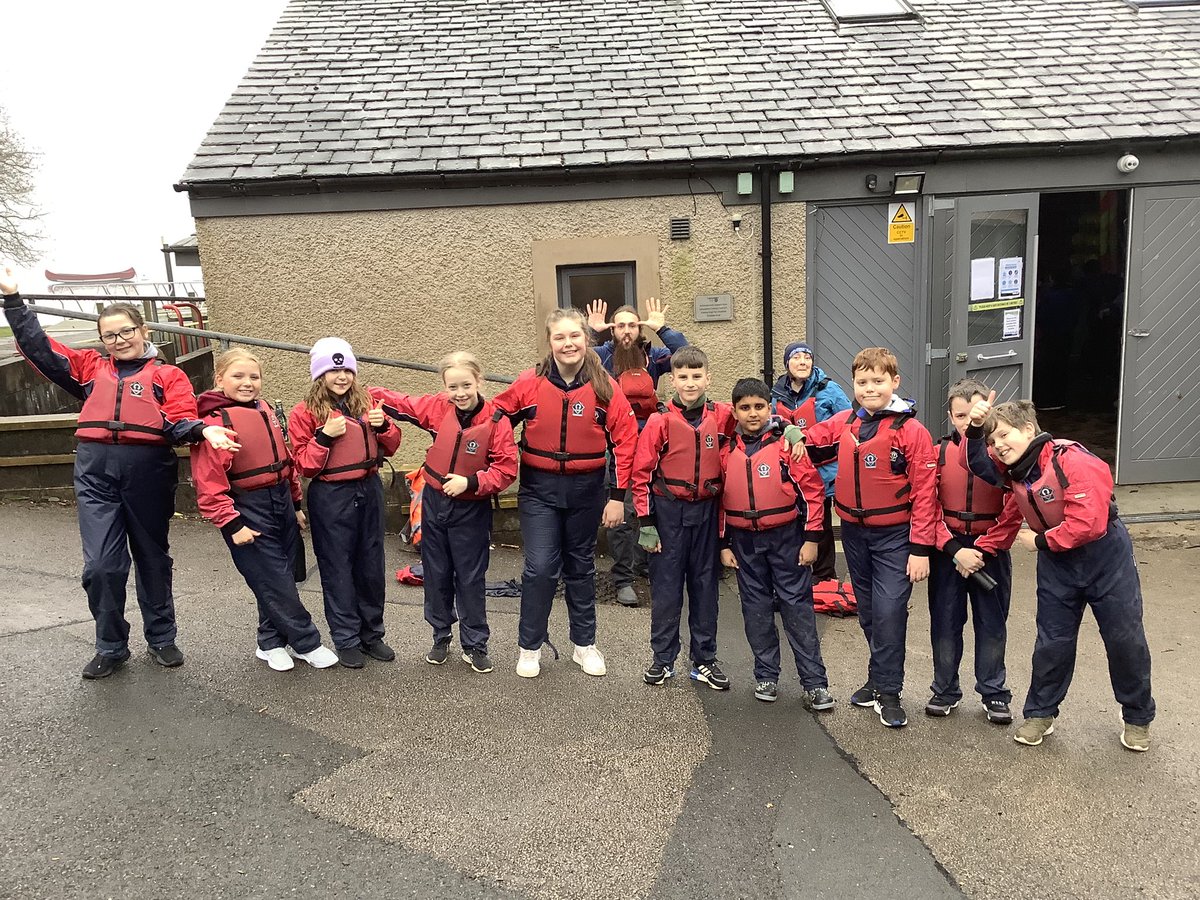 PPTowerWood's tweet photo. Lots more fun had today, we had groups caving, gyhll scrambling, canoeing and building fires.  Film night tonight 😀. https://t.co/Ctqq3V8pdx
