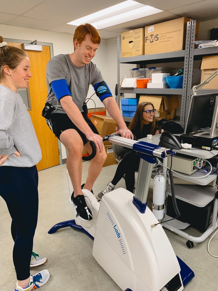 SRUExSci's tweet image. Happy Thursday, Rock Fam and welcome to our weekly Research Recap! #exsci #exercisescience #sru #slipperyrockuniversity #research #bloodpressure #beetrootjuice #interarmdifference