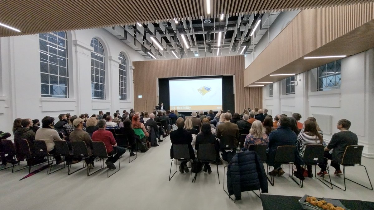 Simon_WSA's tweet photo. Nice to be at the launch of the refurbished Bute building @WSofArchi and hear from the architects @bdp_com https://t.co/5geTj0gXEE