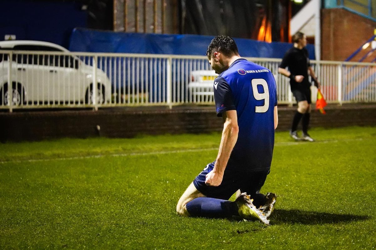 Met Police FC tweet media