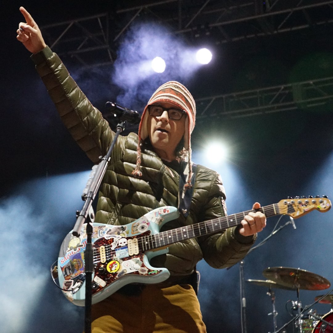 MesaThingsToDo's tweet photo. Alt AZ's The Ugly Sweater Holiday Party 2021 photo recap with @Weezer and @regrettesband #TBT #MesaAmp #ALTAZ https://t.co/E10Tv3lmxo