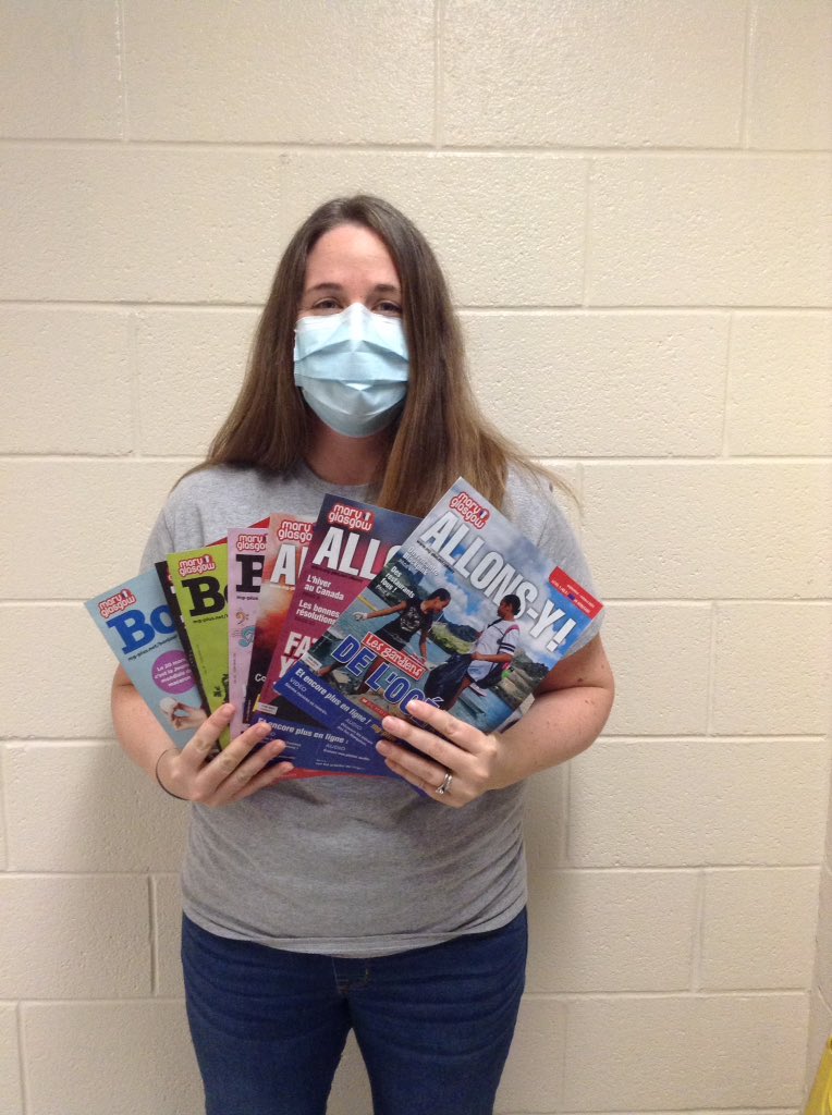 Mme Currie (@mmecurriewps) on Twitter photo A huge MERCI to the <a href="/Westmount_ps/">WestmountPS</a> School Council for getting us engaging reading materials for our French classes! #tvdsbfsl @AmyShamoon A huge MERCI to the <a href="/Westmount_ps/">WestmountPS</a> School Council for getting us engaging reading materials for our French classes! #tvdsbfsl @AmyShamoon