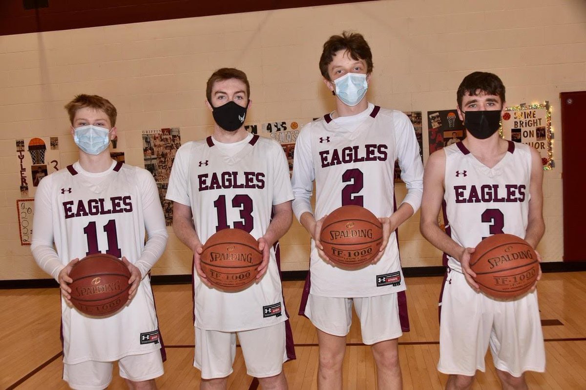 ArlingtonVT_PR's tweet photo. The Arlington Varsity Boys basketball team will be playing Long Trail on Sat, Mar 5, at the Long Trail gymnasium. 

The game time will be at 4:00 PM, and doors will be open to the public at 3:00 PM. 

Students &amp; Seniors  $5.00
Adults    $6.00 https://t.co/te5fYFC65A