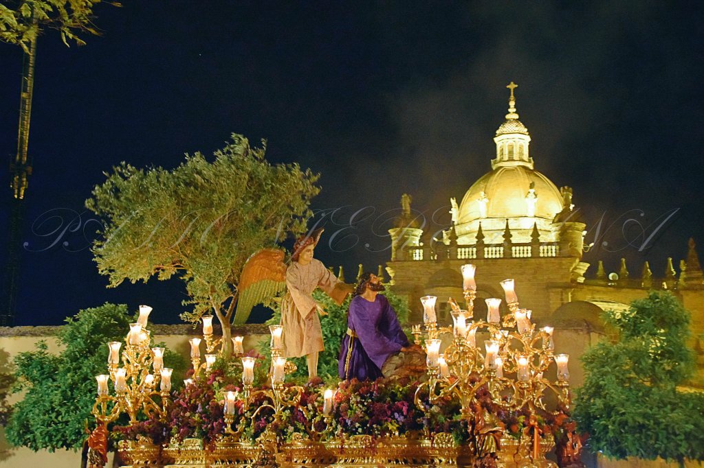 Tal día como hoy, pero en 6 Semanas, viviremos un nuevo #JuevesSanto con estampas parecidas a estas que nos regalará nuestra querida 
<a href="/oracionhuerto/">Oración en el Huerto</a> 

 #SSJerez2022 #HoyEsJuevesSanto