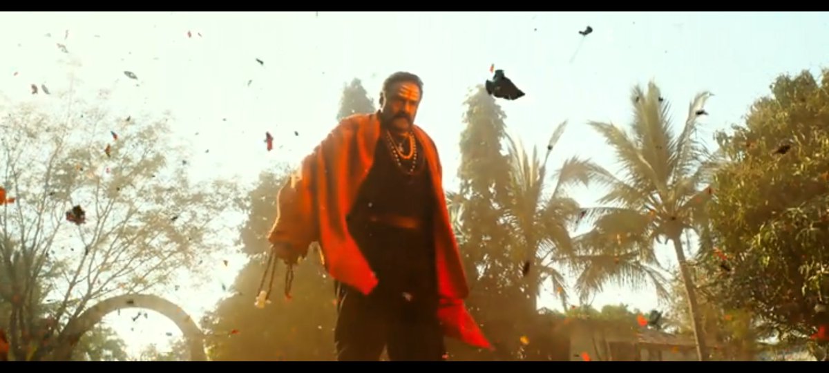 GreatNbkFans's tweet photo. @MusicThaman Em kottav anna BGM 25 times paiga chusaa ahaa BGM ki Balayya ki 🔥🔥 I think meeru cheppinatlu transe lo ki vellipoyi ilaa kottara 😍🔥🔥
#Akhanda @dwarakacreation  
#Balayya #NandamuriBalakrishna https://t.co/90heaTWhbp