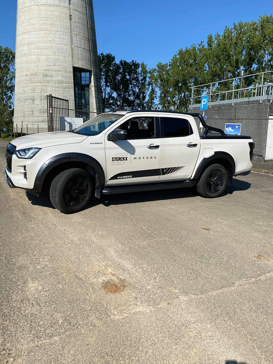 Skelet75's tweet photo. @isuzusa @Rammalane1 @cars_pixels My beauty beast !! https://t.co/7uMXnZwTIX