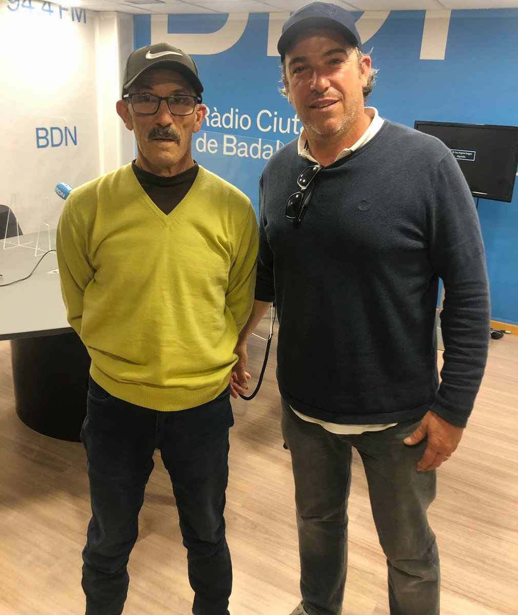 Esports_bdncom's tweet photo. 📻🏈Avui a les 22h a Ràdio Ciutat de #Badalona estrenem “TEMPS DE DRACS”, un programa que repassa tota la actualitat dels equips de @BDN_Dracs i amb entrevistes als principals protagonistes que envolten al club degà del futbol americà estatal. Comencem amb un mite, @dragspresi 👇🏻 https://t.co/bSkGXxeCJp