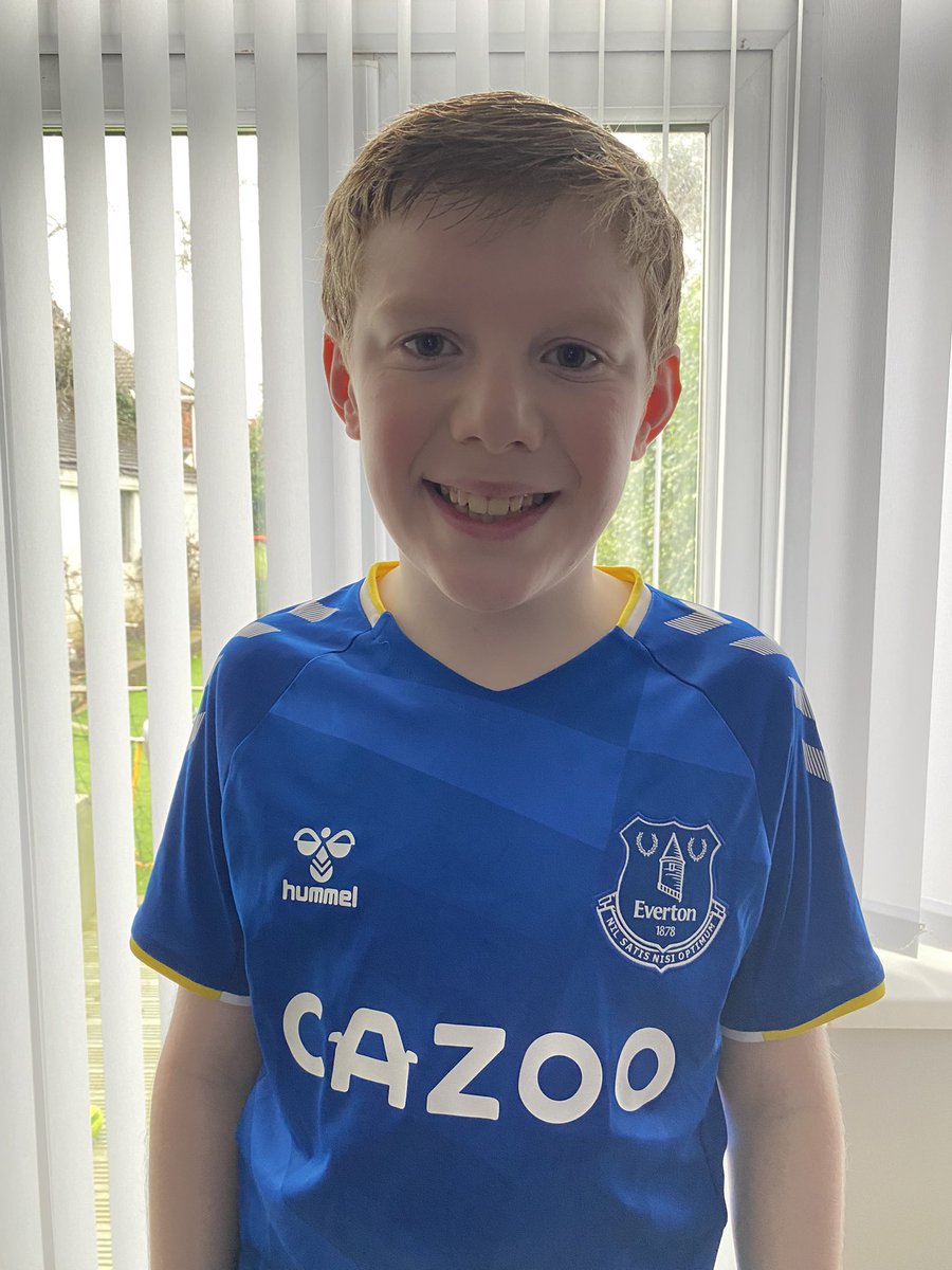 #EFCmatchday #EVEBOR @Everton Happy 12th Birthday Charlie Drew who will be celebrating his birthday and hopefully a big win from his seat in the Family Enclosure. Love from Mum, Dad, Oscar and Scooby the dog